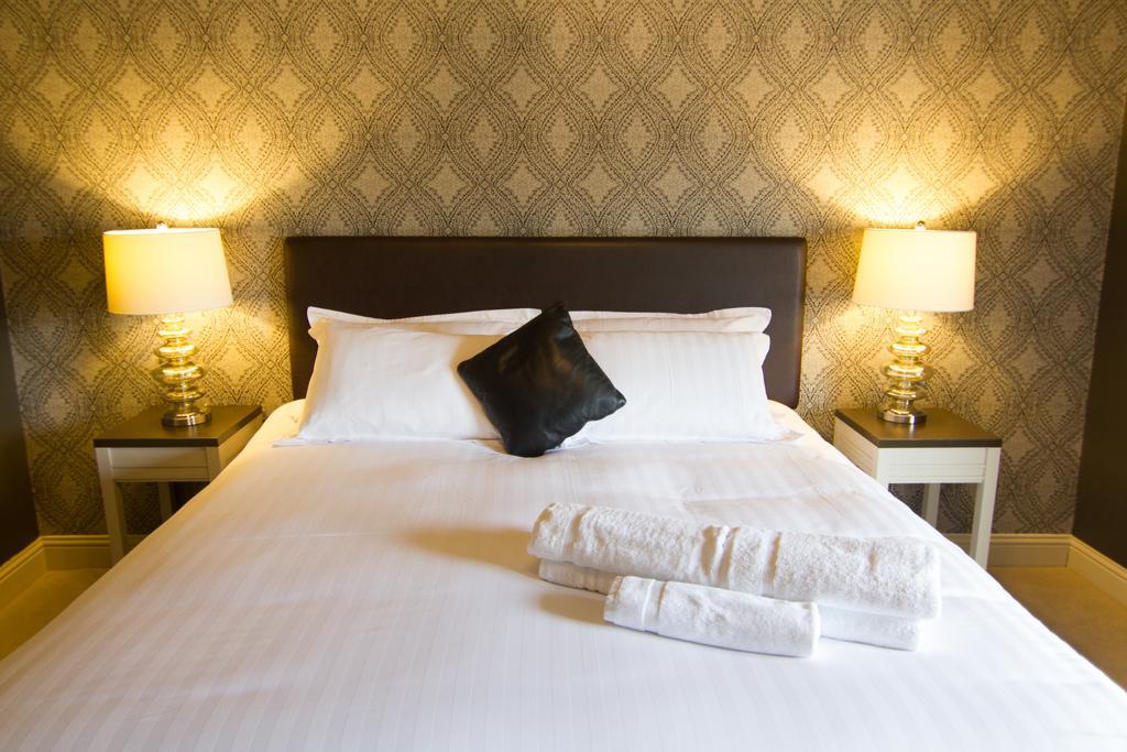 Hotel Armorica Oranmore Exterior foto