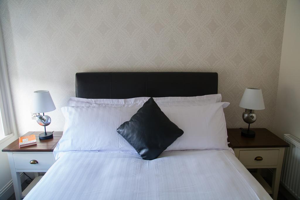 Hotel Armorica Oranmore Exterior foto