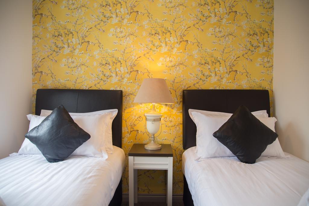 Hotel Armorica Oranmore Exterior foto